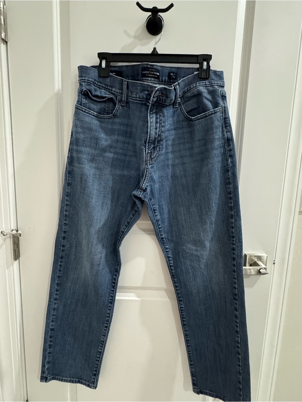 Lucky Brand Men's Medium Blue Straight Jeans